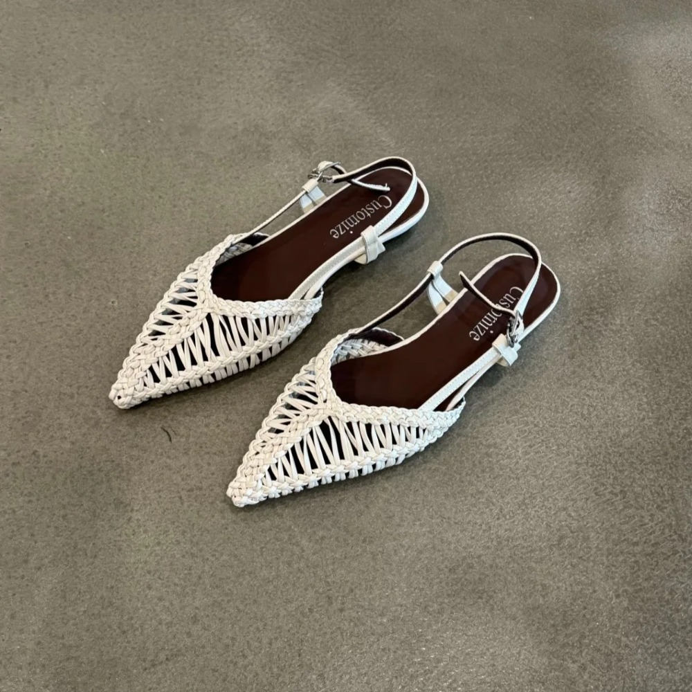 Pointed Toe Flat - 尖ったつま先のローマ風織りサンダル、中空のつま先キャップ付き女性用フリップフロップ、バックル付き快適なフラットシューズ