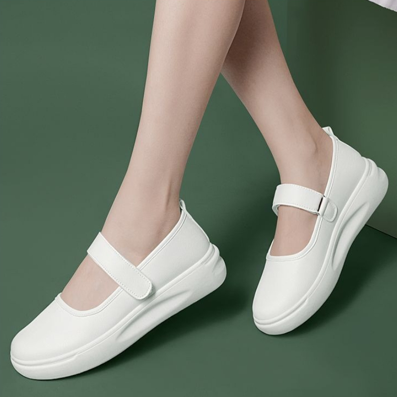 看護師用シューズ レディース スリッポン プラットフォーム  - Women'S Shoes For Standing All Day のレビューと価格
