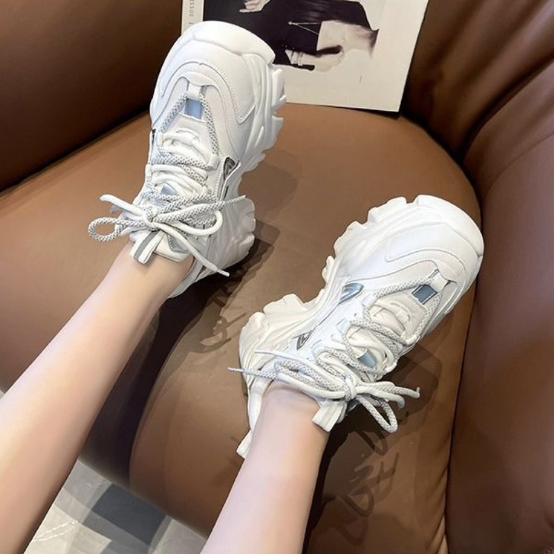 2025年春秋 学生向け 厚底 エレベーティングスニーカー  - Women'S Shoes Trending 2025 のレビューと価格