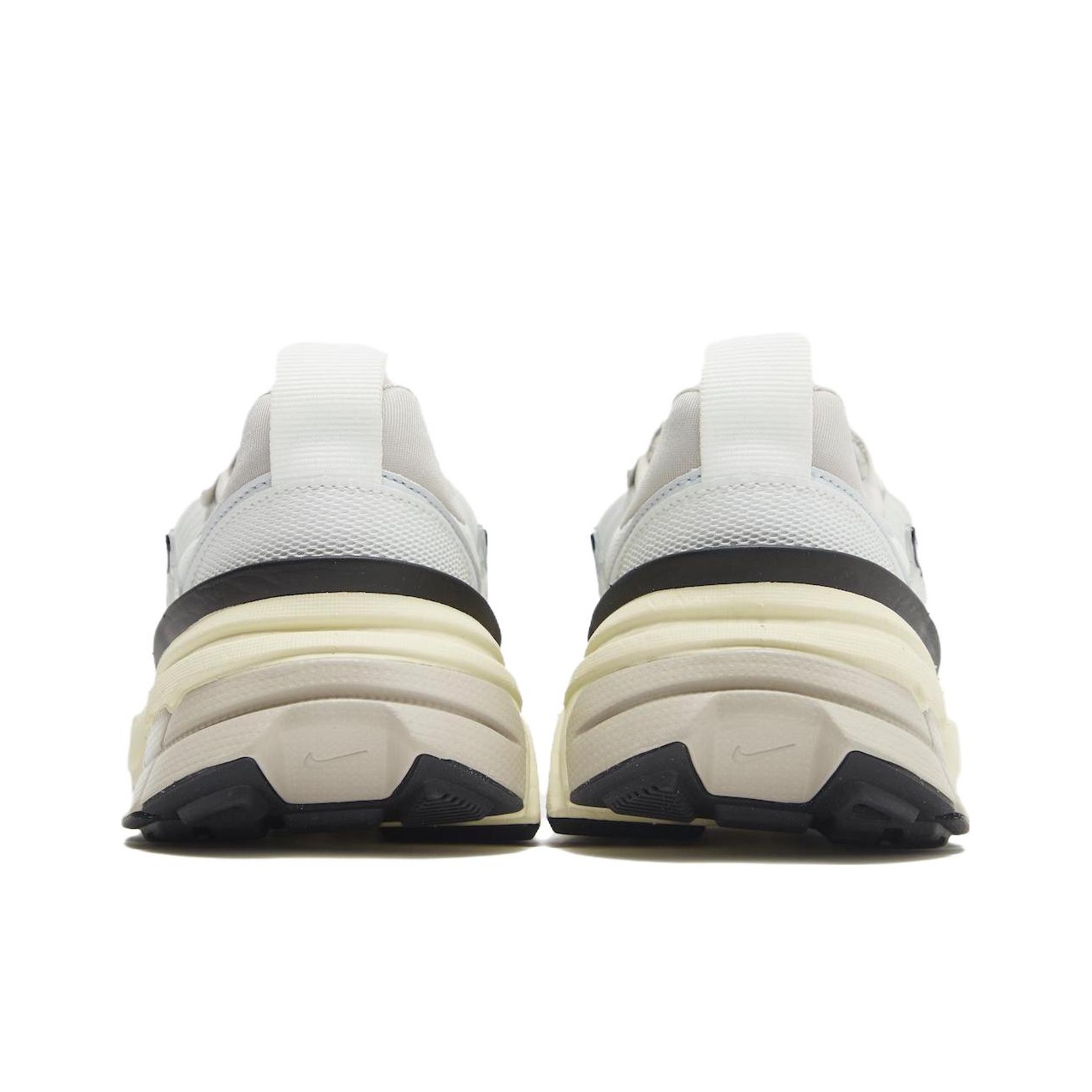 ナイキ V2K ラン スタイリッシュな明るい色、快適な通気性 - Women Shoes Running Nike のレビューと価格