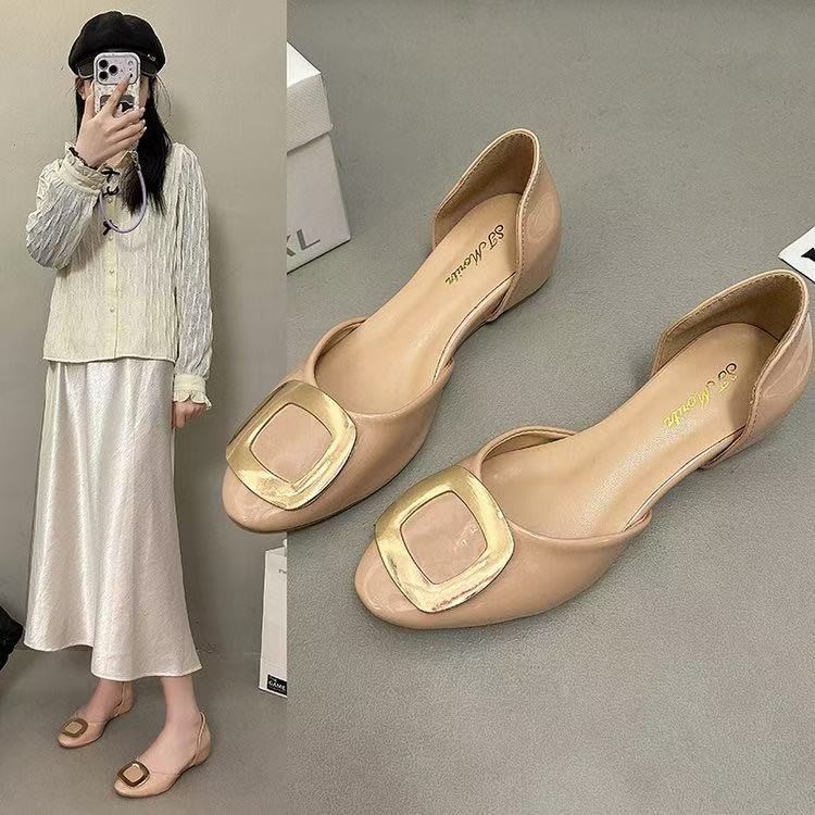 女性用ファッションスクエアバックル中空フラットシングルシュー - Pointed Toe Flat のレビューと価格